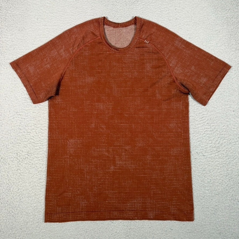 Lululemon Shirt Mens Medium Brown Metal Vent Pullover Stretch Casual Gym Workout